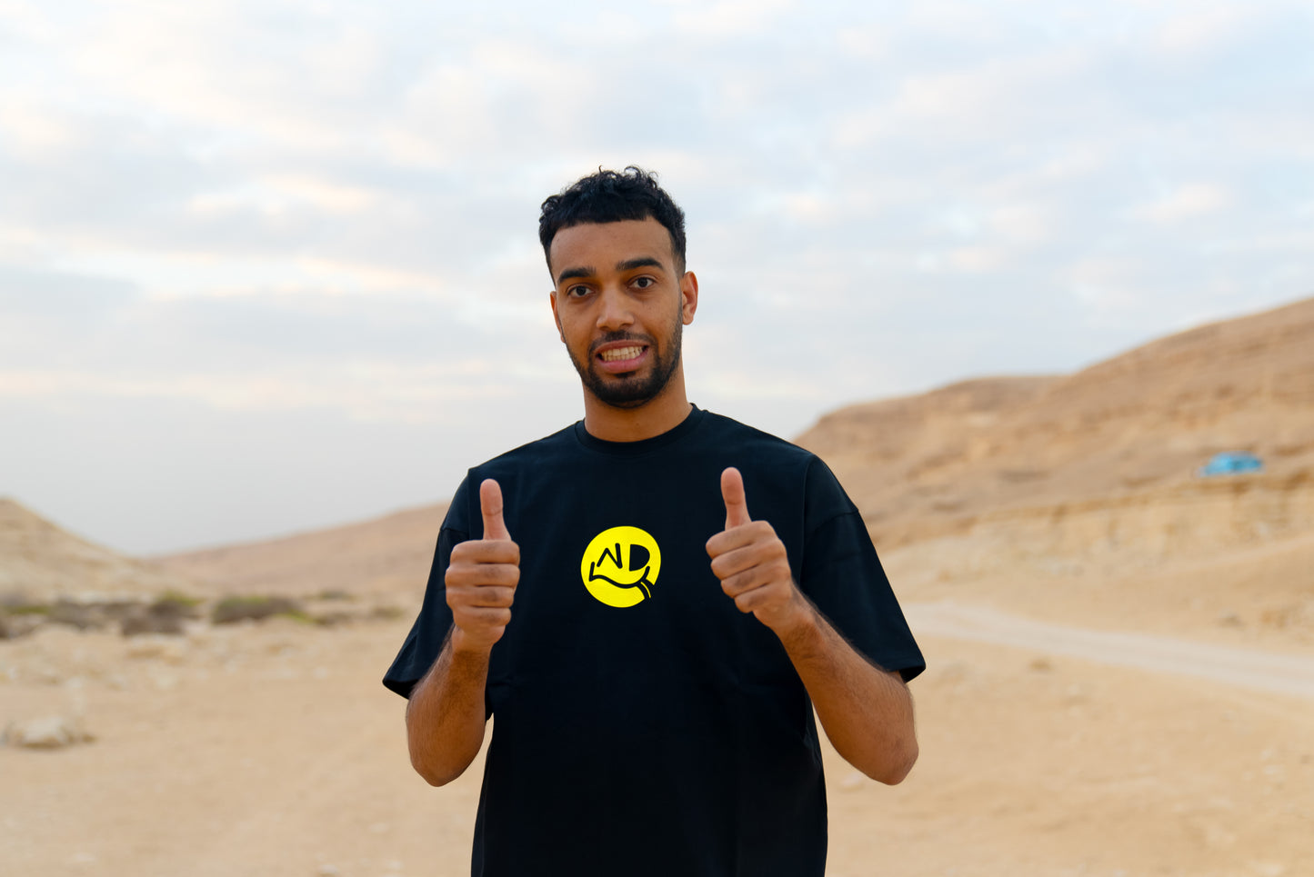 NDL Oversized Smiley T-Shirt Black/Yellow